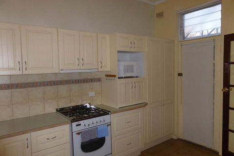 A Colourcity Apartments - Accommodation Melbourne 2