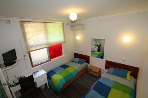 Bunkhouse Motel - Accommodation Melbourne 6
