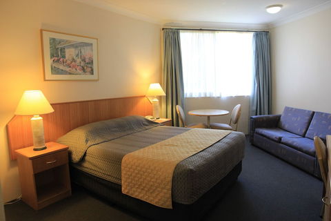 Charbonnier Motor Inn - Accommodation Melbourne 2