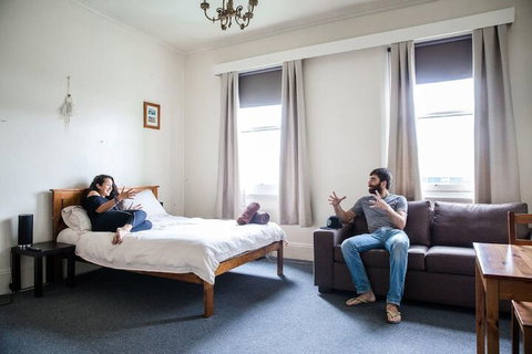 The Pickled Frog - Accommodation Melbourne 3