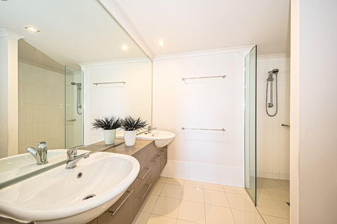 On The Bay Apartments - Accommodation Melbourne 2