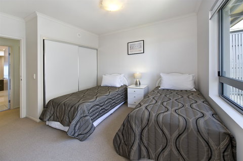 On The Bay Apartments - Accommodation Melbourne 6