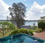 The House on the Lake at Fishing Point Lake Macquarie honestly put the line in  catch fish - Accommodation Melbourne