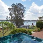 The House On The Lake At Fishing Point Lake Macquarie Honestly Put The Line In & Catch Fish - Accommodation Melbourne 0