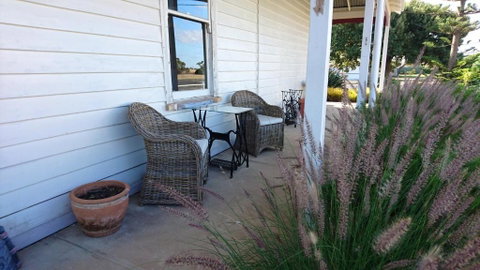 You Yangs Bed & Breakfast - Accommodation Melbourne 4