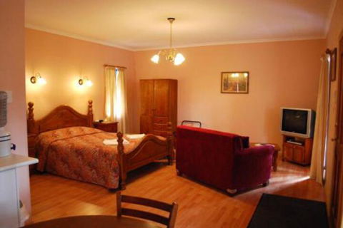 Osteria Sanso B & B - Accommodation Melbourne 0