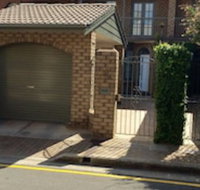 Luxury Townhouse in chic North Adelaide - Accommodation Melbourne