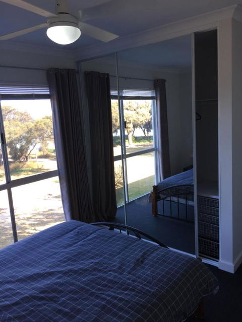 Falcon Bay 4x4 Townhouse - Accommodation Melbourne 4