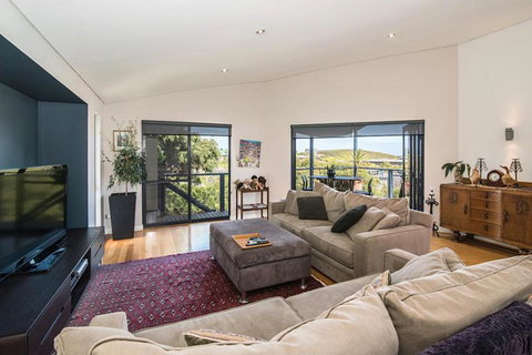 Rockpool - Accommodation Melbourne 6