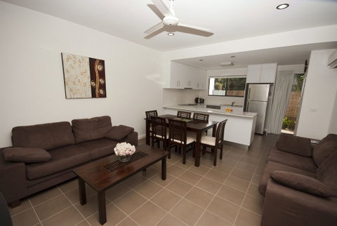 Woodville Beach Townhouse 5 - Accommodation Melbourne 4