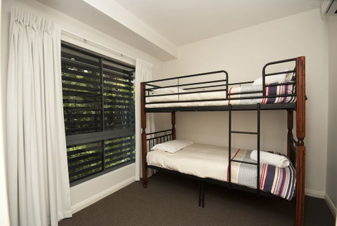 Woodville Beach Townhouse 5 - Accommodation Melbourne 7