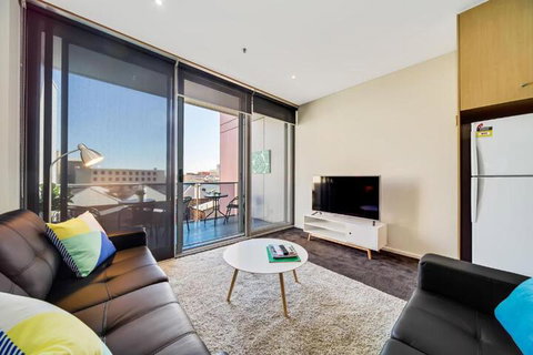York Apartments - Accommodation Melbourne 3