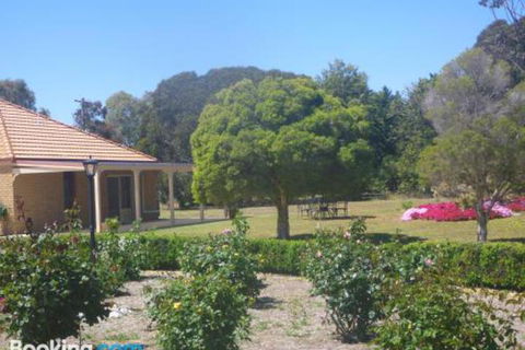 Fairways Bed & Breakfast At Jerilderie - Accommodation Melbourne 3