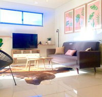 Darwin City Chic Apartment at the KUBE - Accommodation Melbourne