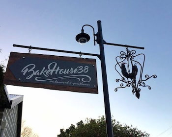 Bakehouse '38 Restaurant & Guesthouse - Accommodation Melbourne 1
