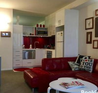 Quiet Laneway Apartment Near Bourke St. Mall - Accommodation Melbourne