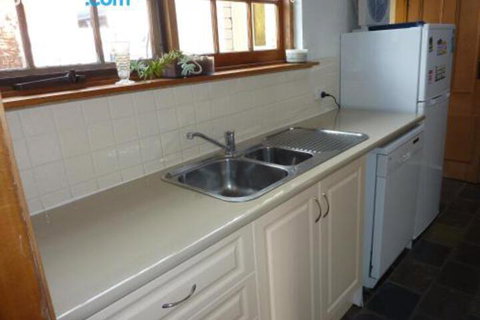 Eliza Cottage - Accommodation Melbourne 4