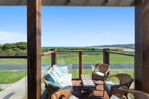Anchorage - Accommodation Melbourne 5