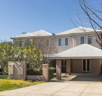 Inner Western Suburbs Retreat - Accommodation Melbourne