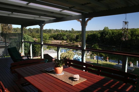 The Oasis On Jacobs Drive - Accommodation Melbourne 5