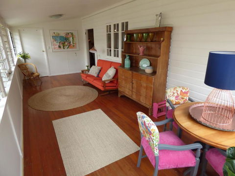 Lilly Pilly House - Melbourne 4u 6