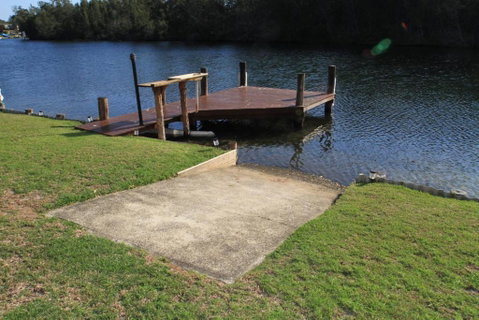 Lagoon Riverside Retreat - Accommodation Melbourne 4