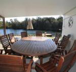 Lagoon Riverside Retreat - Accommodation Melbourne