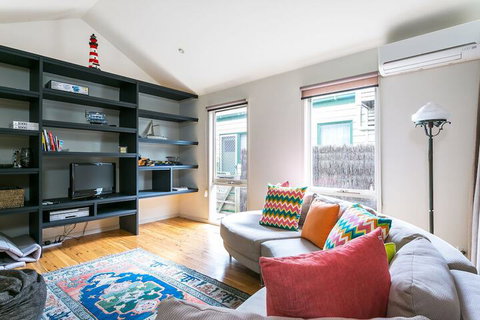 Fern Beach House - Accommodation Melbourne 5