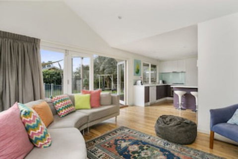 Fern Beach House - Accommodation Melbourne 0
