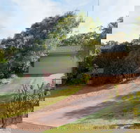 Wildflowers at Fingal Bay - Accommodation Melbourne