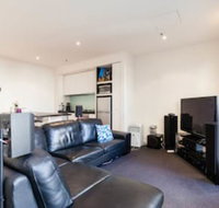 CLAUDE 2BDR Melbourne Apartment - Accommodation Melbourne