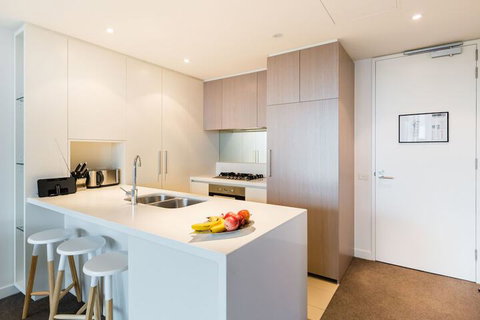 MILA, 1BDR Cremorne Apartment - Accommodation Melbourne 2