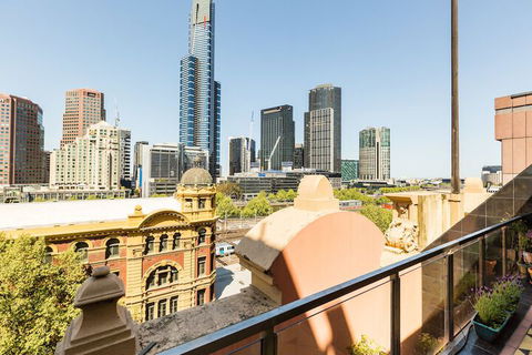 BELLE, 2BDR Melbourne Apartment - Accommodation Melbourne 1