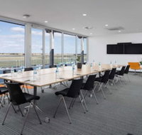 Rydges Pit Lane Hotel - Accommodation Melbourne