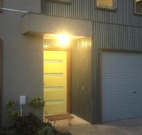 Tangles - Accommodation Melbourne