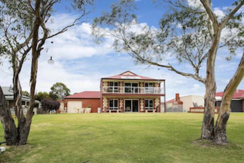 Windy's At Wellington - Accommodation Melbourne 0