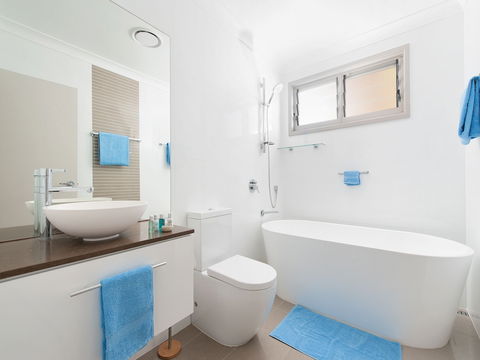 Bamboo Bay At Fingal Bay - Accommodation Melbourne 5