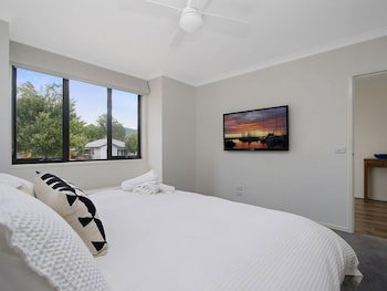 Alpine Knights Stylish Luxury - Accommodation Melbourne 3