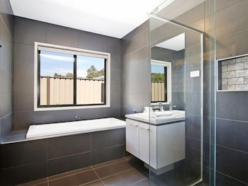 Alpine Knights Stylish Luxury - Accommodation Melbourne 6