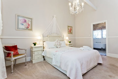Oak Tree Cottage - Mundaring - Accommodation Melbourne 6