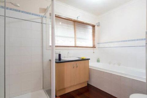 Chalet Of Rye - Accommodation Melbourne 5