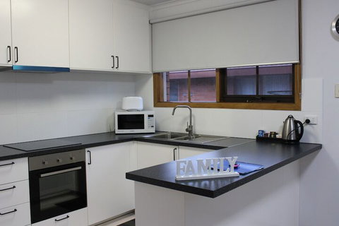 East Doncaster At Tunstall - Accommodation Melbourne 3