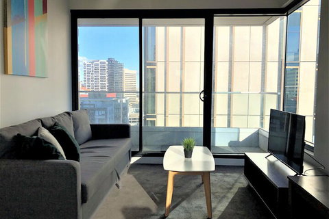 Ready Set On Coventry - Accommodation Melbourne 6