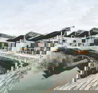 Caves Coastal Bar  Bungalows - Accommodation Melbourne