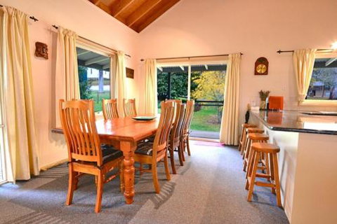 Camellia Lodge - Accommodation Melbourne 3