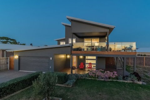 7 Boardwalk Lakeside In Cowes - Accommodation Melbourne 0