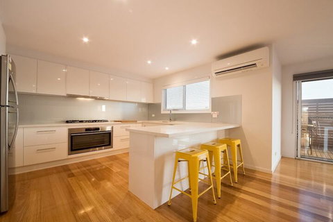 7 Boardwalk Lakeside In Cowes - Accommodation Melbourne 3