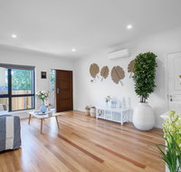AUJOY 3 Bed Townhouse Burwood 1 - Accommodation Melbourne