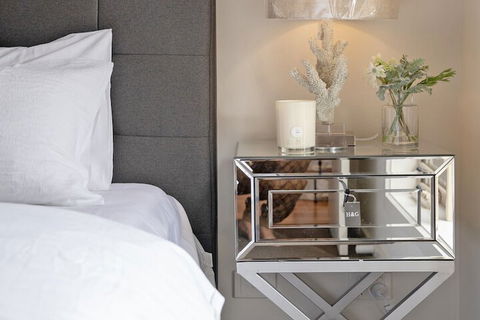 AUJOY 4 Bed Townhouse Glen Waverley - Accommodation Melbourne 3