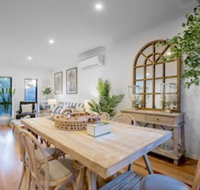 AUJOY 3 Bed Townhouse Burwood 3 - Accommodation Melbourne